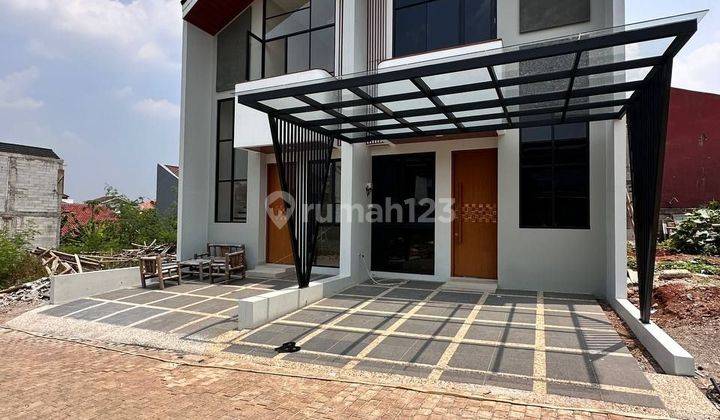 Rumah 2 Lantai Scandinavian Bagus Shm Dekat Tol 2