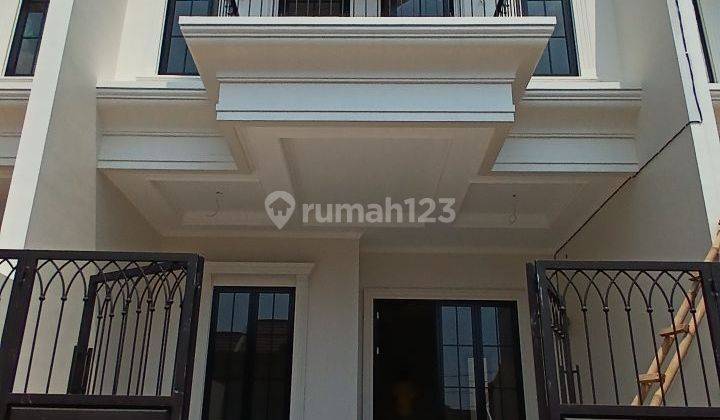 Rumah Cantik Dalam Cluster Nyaman Di Depok Strategis  1