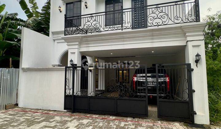 Rumah Cantik 2 Lantai Di Dalam Cluster Aman Nyaman  Di Jaksel  2