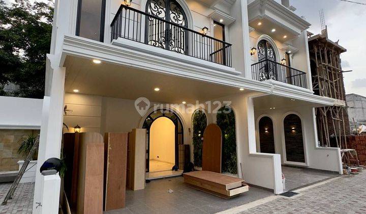 Rumah Cantik Dalam Cluster Nyaman Startegis 2 Lantai 1