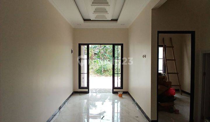 Rumah Classic Cantik Harga Menarik Fasilitas Kota 2