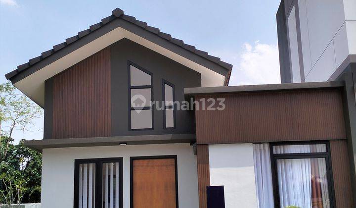 Rumah Cantik Dalam Cluster Tepi Danau Dekat Tol  2