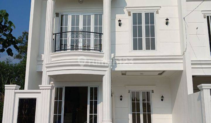 Rumah Cantik Classic  Di Depok Investasi Bagus Shm 1