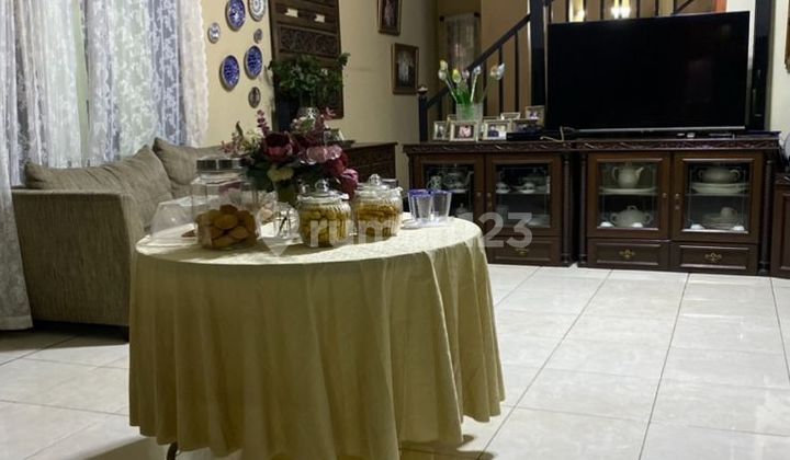 Luxury Ready-to-Occupy House in Strategic Location, Mekar Wangi, Bandung 2