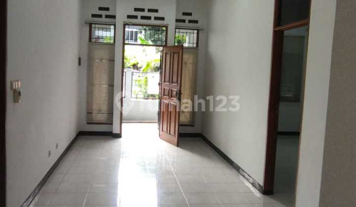 Rumah bagus Siap Huni Lingkungan Nyaman Taman Kopo Indah 3