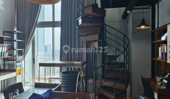 DIJUAL BU
NEO SOHO PODOMORO CITY
JAKARTA BARAT
TYPE LOFT HUNIAN DAN KANTOR 2