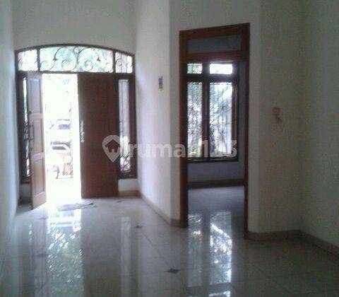 Dijual Rumah Tingkat Bagus Di Griya Permata 1