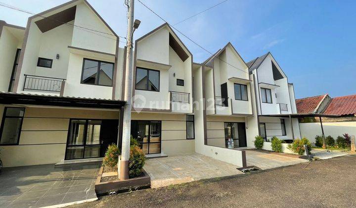 Rumah 2 Lantai di Jalan pondok benda SHM Baru 2