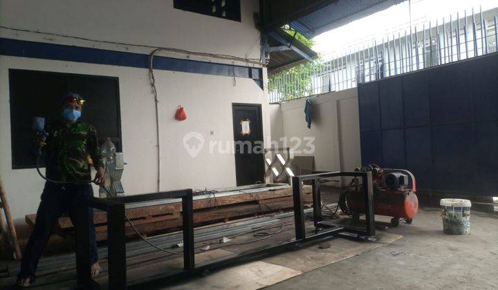 Dijual Gudang Hasyim Ashari di Jl. Pinang 445 m² SHM Siap Pakai 2