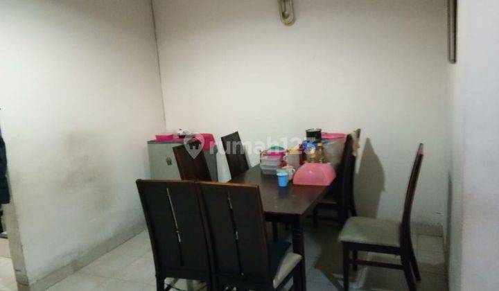 Dijual Rumah 2 Lantai Jl.siantan 4 Kt+ Kamar Mandi Dalam 2