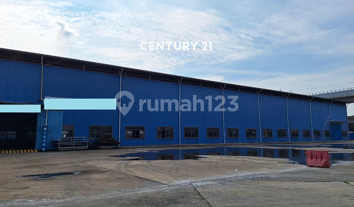 Strategic Ready-to-Use Indoor Warehouse at KM 19B Tambun Rest Area