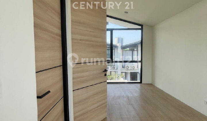 Comfortable New Home Ready to Occupy Uptown Waterfront Lippo Cikarang