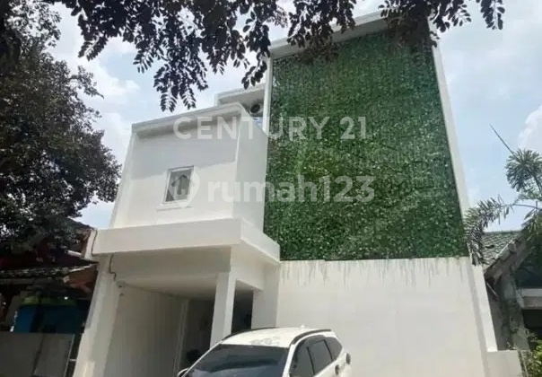 Kost Baru Full Penghuni Strategis di Jababeka Cikarang