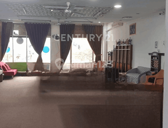 Shophouse for Sale in Lippo Cikarang, Location Near Restaurant 1