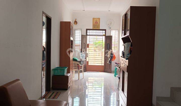 Rumah Minimalis Modern 300 Meter Hadap Barat 2