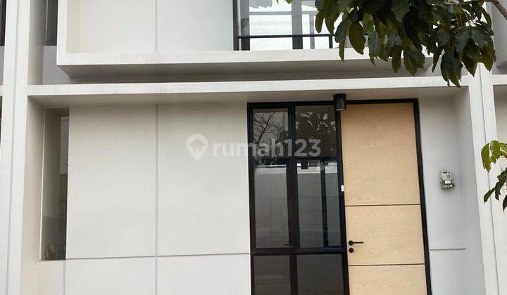 Disewakan Rumah Cendana Icon Lippo Karawaci 1