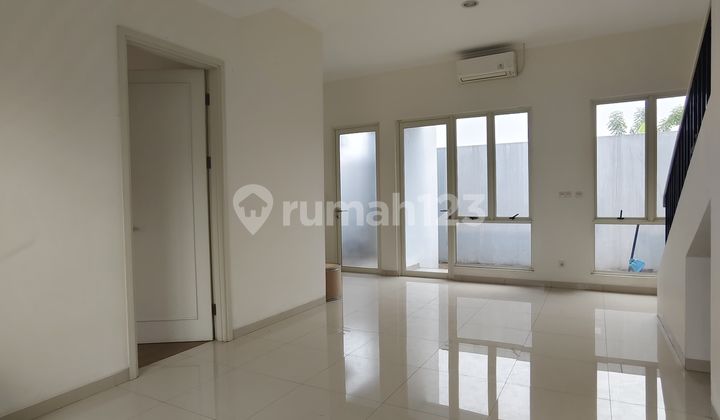 Disewakan Rumah Bagus Cluster Chiara Suvarna Sutera 2
