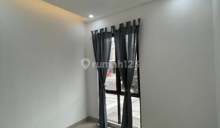 Disewakan Rumah Cantik Semi Furnish Siap Huni Di Citra Raya 2