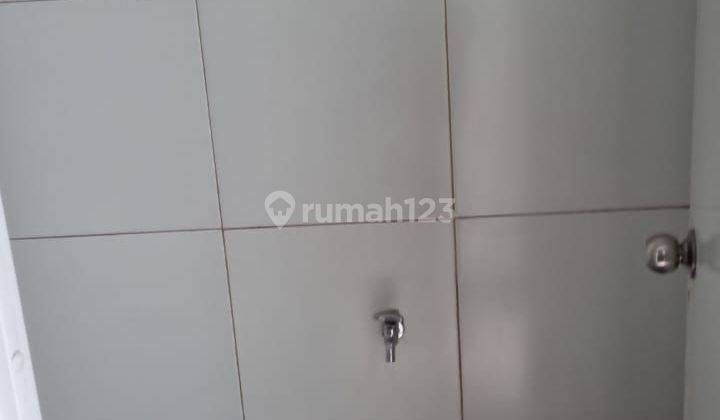 Rumah 2 lantai di Lavoon 2 tangerang 2