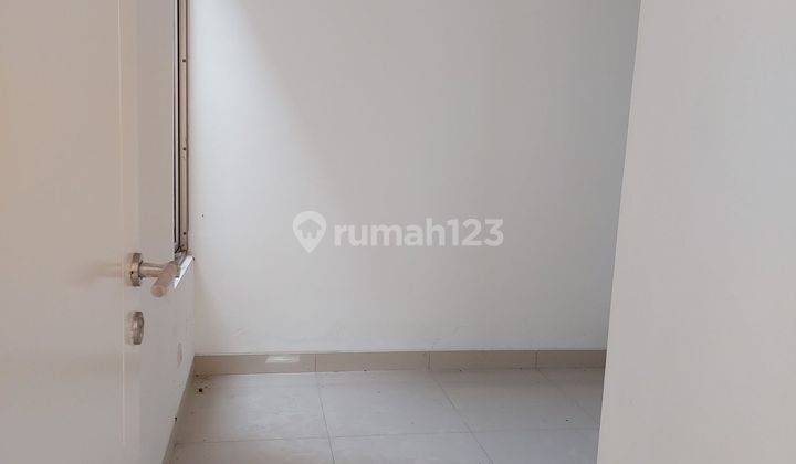 Dijual rumah cantik minimalis siap huni 2lt di citra raya 2