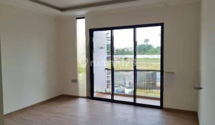 Disewakan Rumah Mewah Cluster Eldora Suvarna Sutera 2