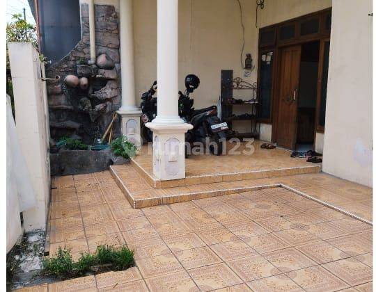 Dijual rumah 2lantai butuh renov disukapura,kelapa gading 2