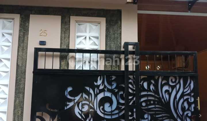 Dijual Rumah 2 Lantai di Taman Pulo Indah, Penggilingan Jakarta Timur