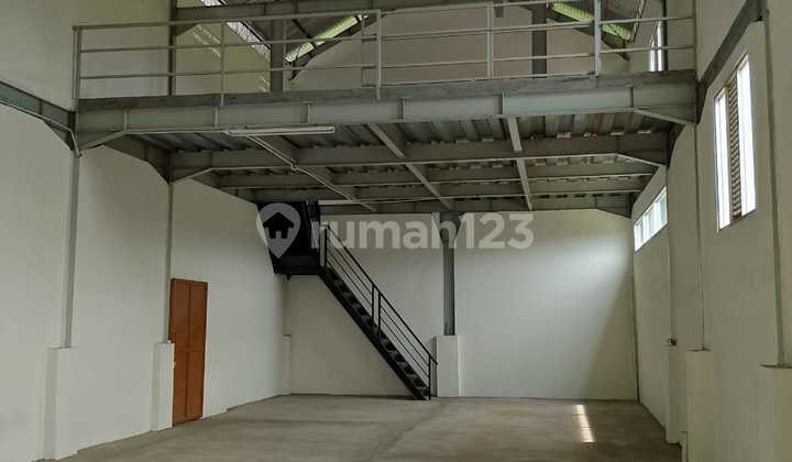 Disewakan Gudang Dalam Kawasan di Cikiwul Bekasi