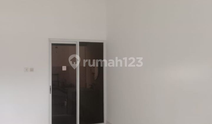 For Sale Quick Minimalist House in Somerset Cluster, Mutiara Gading City Bekasi 2