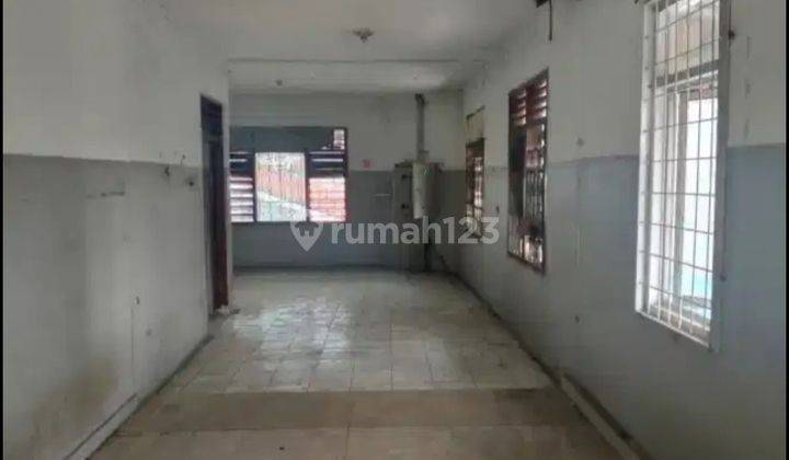 Ruko Gandeng 5,siap Pakai,cocok Untuk Retail Dan Tempat Usaha,lokasi Strategis di Jalan Raya Kartini,margahayu,bekasi Timur 2