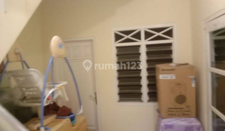 Rumah Posisi Hook,2 Lantai,siap Huni,harga Murah,lokasi Strategis di Perumahan Jatinegara Baru,jatinegara,jakarta Timur  2