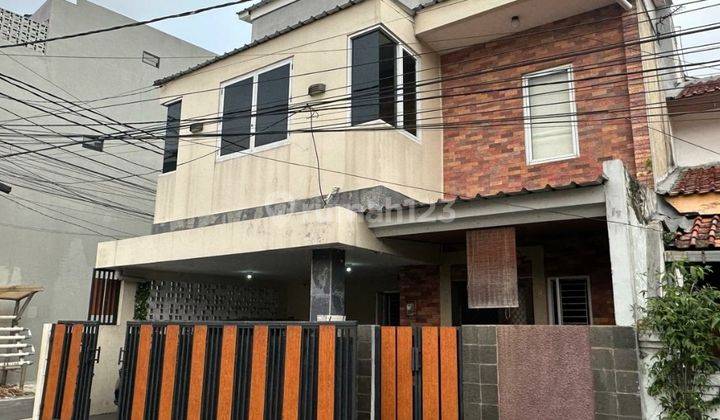 Rumah 2,5 lantai,siap huni,minimalis modern,lokasi strategis di cempaka putih,jakarta pusat 1