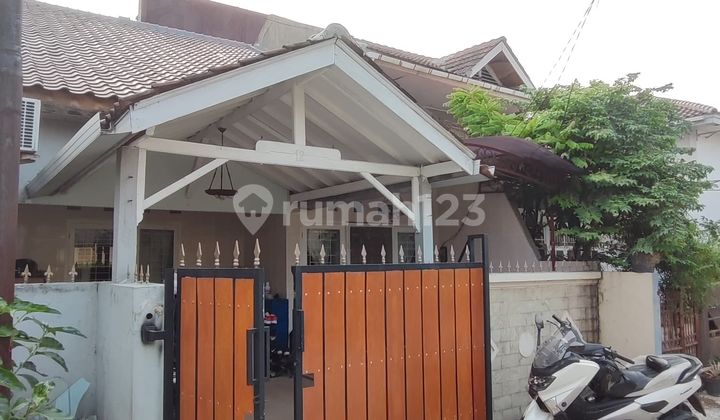 Dijual Rumah Asri Di Bulevar Hijau Kota Harapan Indah