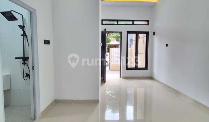 Dijual Rumah 2 Lantai Modern di Villa Indah Permai Bekasi 2