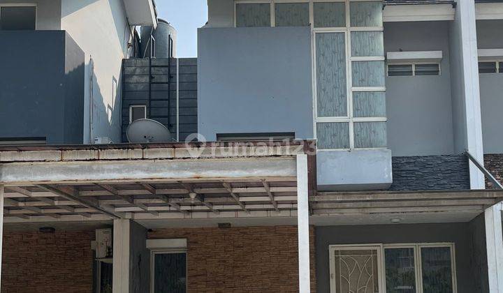 Disewakan Rumah 2 Lantai Di Harapan Indah Bekasi  1