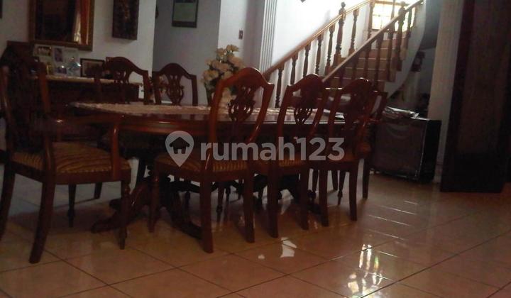 For Sale House on Jl. Kayumas Utara, East Jakarta 2