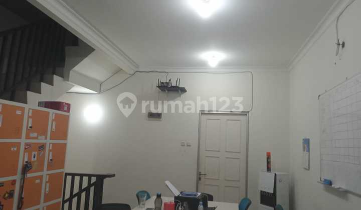 Disewakan Ruko Siap Pakai di Harapan Indah 2 Bekasi