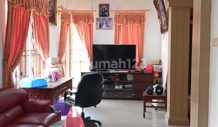 For Sale Luxury Corner House in Bukit Gading Mediterania, Kelapa Gading 2