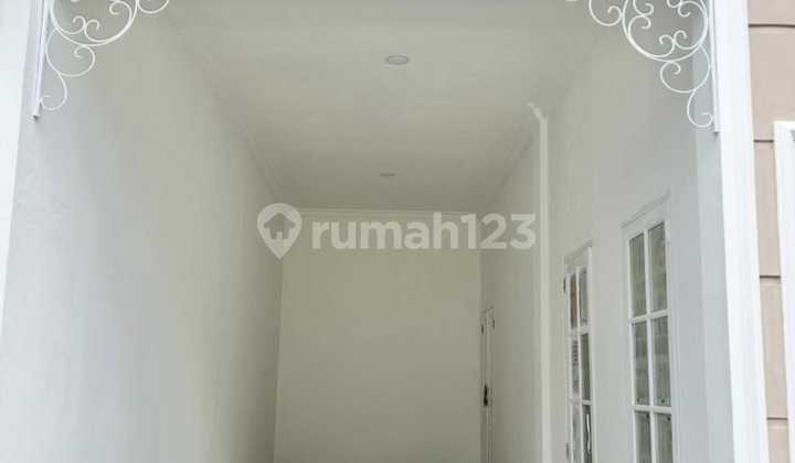 Dijual Rumah 2 Lantai di Jl. Barito, Galaxy, Bekasi Selatan 2
