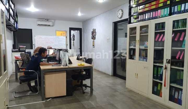For Sale, Adjacent Shop Houses in Penggilingan, Jakarta.