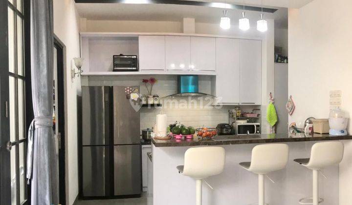 Dijual Cepat Rumah Furnished Di Cluster Cendana Green Ara Bekasi  2