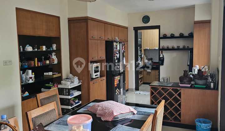 Dijual Rumah Kompl Himalaya Bagus Semi Furnished Lippo Karawaci,Tangerang 2