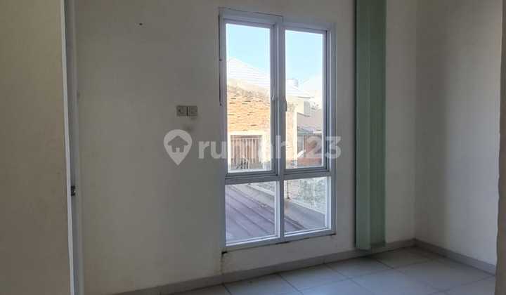 For Rent 2-Story Shop House in Metland Menteng Cakung, Jakarta 2