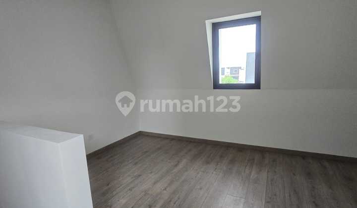 For Rent 2-Story House in Maison Metland Ujung Menteng Jakarta For Rent 2-Story House in Maison Metland Ujung Menteng Jakarta