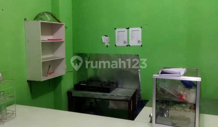 For Rent Ready-to-Use Shop House in Harapan Indah Bekasi 2