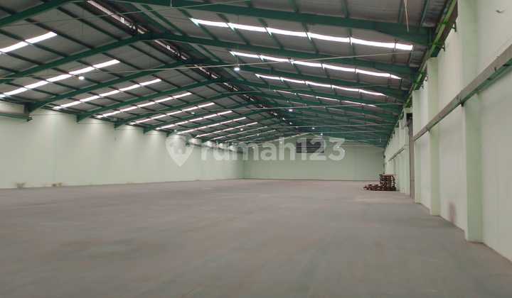 Warehouse Plus Office for Rent in Cakung, East Jakarta
