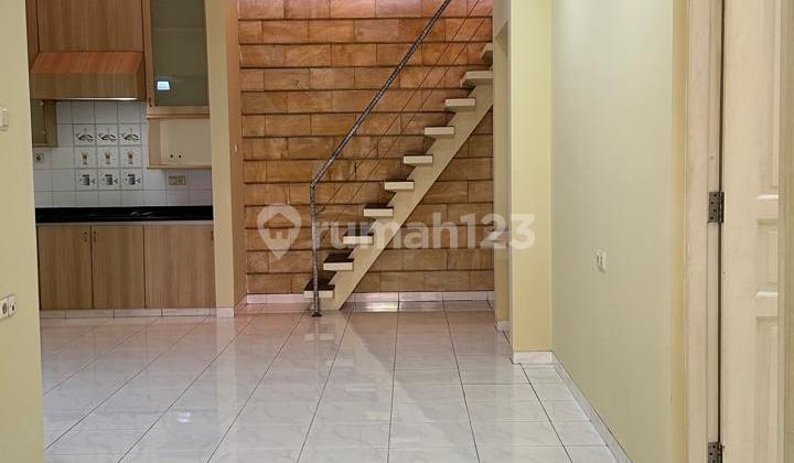 For Rent Ready-to-Occupy House in Kelapa Puan, Kelapa Gading