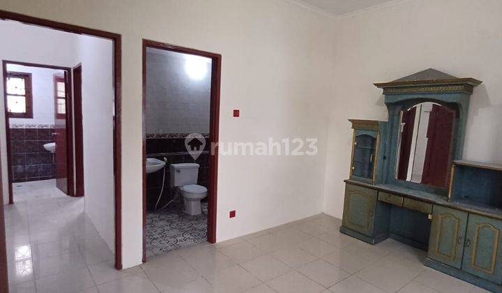 Dijual Rumah 2 Lantai Di Jatinegara Jakarta Timur  2