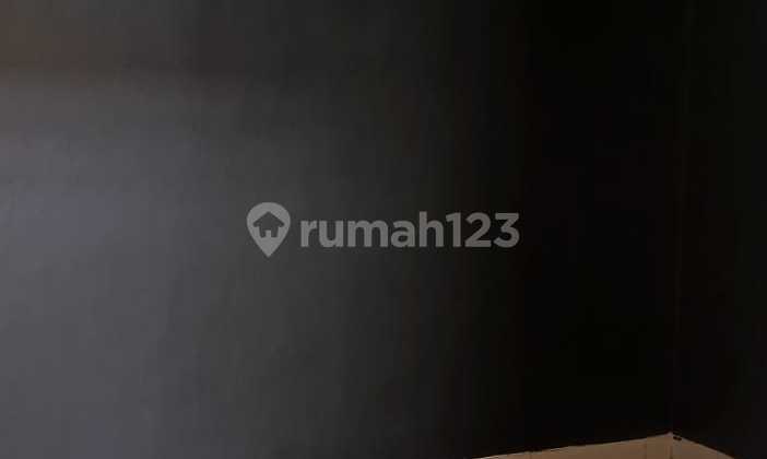 For rent: 2-story shop house in Harapan Indah 1, Bekasi. 2