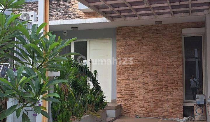 Rumah Cantik 2 Lantai Siap Huni Di Cluster Vasana Harapan Indah 1